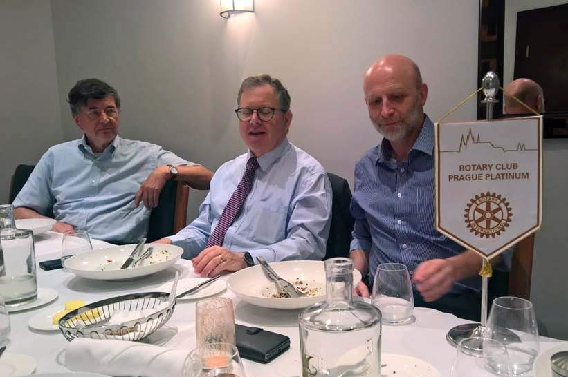 Yaakov Levy , velvyslanec státu Israel